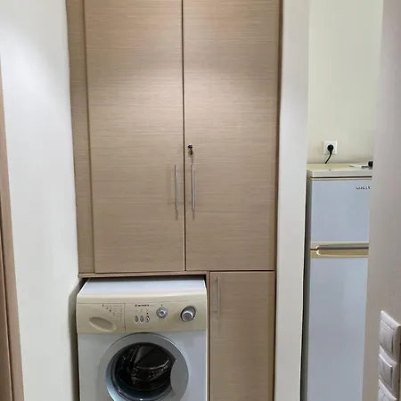 Homey Getaway Apartments, Erotokritos 아파트