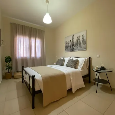 Homey Getaway Apartments, Erotokritos 아파트 사이티아