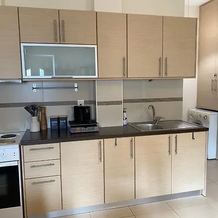 Homey Getaway Apartments, Erotokritos 사이티아